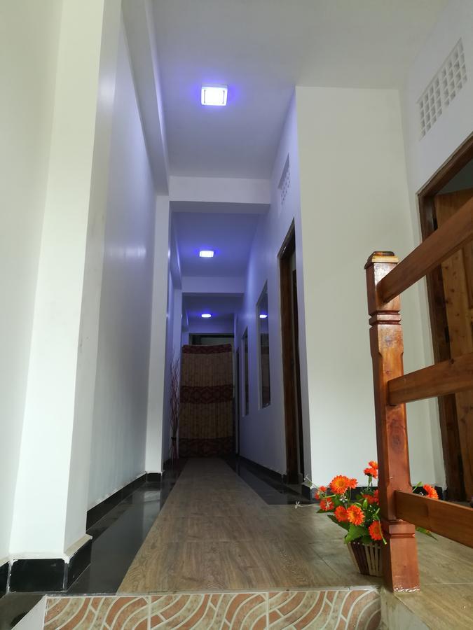 The Peak Residence Nallathanniya Екстериор снимка